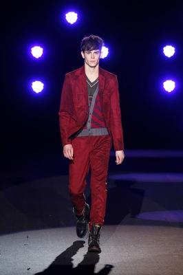 Hairy Metal de Custo Barcelona