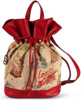 Bolsos veraniegos de Mustang