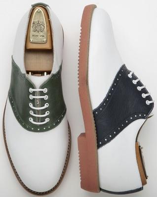 Calzado con estilo de Bow-Tie