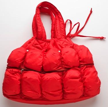 Bolsos con volúmenes de Marithé+François Girbaud