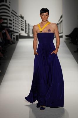 Tautology de Davidelfin