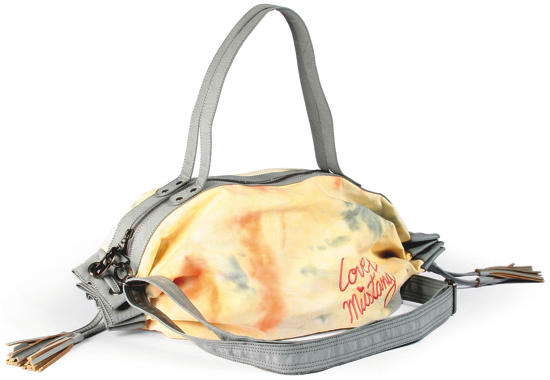 Bolsos veraniegos de Mustang