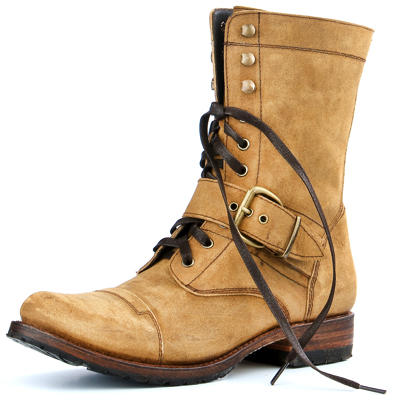 Botas masculinas para el verano 2011