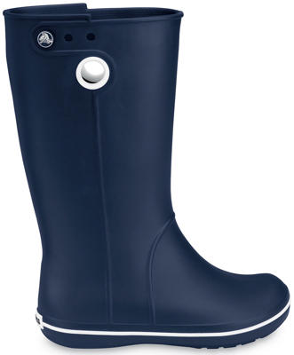 Lluvia alegre con Crocs Lluvia alegre con Crocs