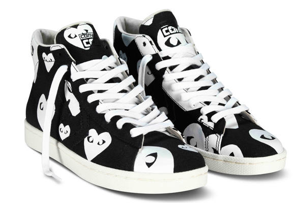 Corazones en Converse