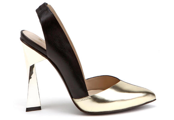 Calzado efecto espejo